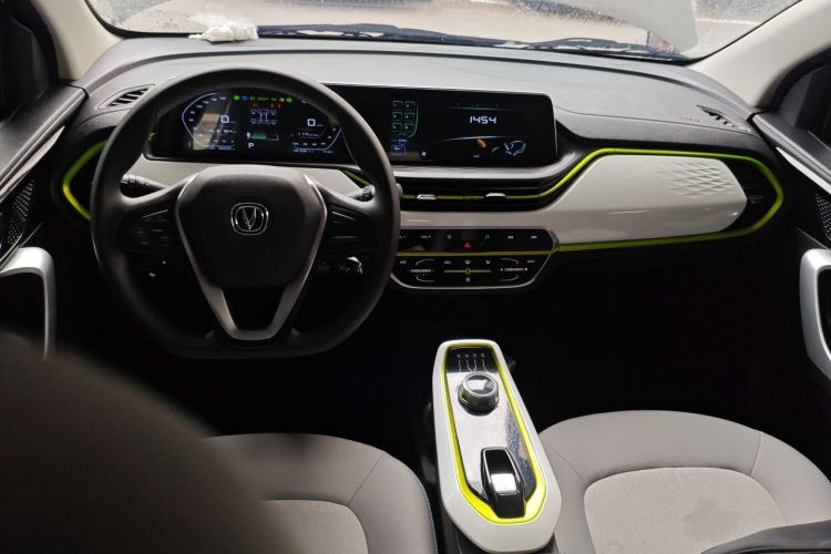 Used CHANGAN OSHAN Benni E-Star 2020 Heartbeat Edition NMC Lithium Interior 2