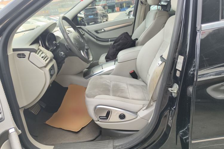 Used Mercedes-Benz R-Class 2014 R 320 4MATIC Business Model