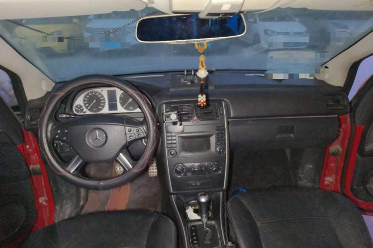 Used Mercedes-Benz B-Class 2009 B 200 Fashion Model Center Console