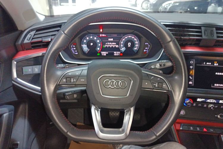Used Audi Q3 2019 35 TFSI Fashion Dynamic Model