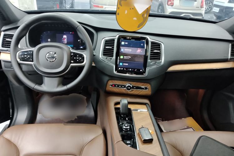 Used Volvo XC90 2023 B5 SmartDrive Luxury Edition 5 Seats