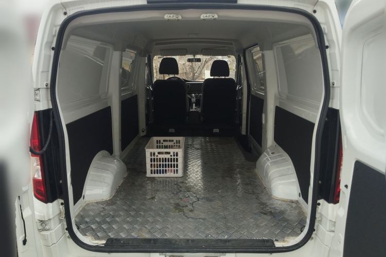 Used CHANGAN KAICHENG Ruixing EM80 2025 Cargo Version Standard 2-Seater 300 km Side-Hinged Doors Trunk