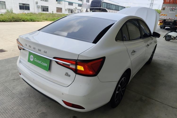 Used Roewe i5 2020 1.5L Automatic 4G Connected Leading Intelligent Driving Edition
