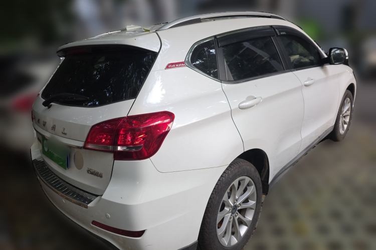 Used Haval H2 2018 Red-Label 1.5T Dual-Clutch Two-Wheel-Drive Luxury Model Rear Right 45 Deg