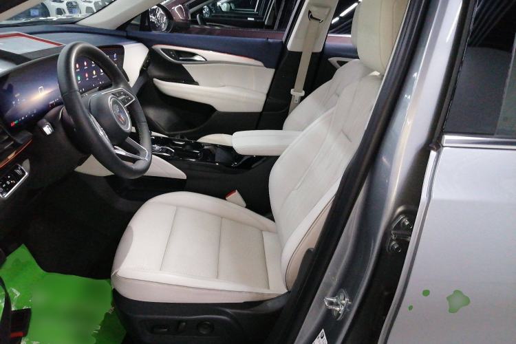 Used Buick Envision 2024 Encore Plus AWD Avenir
