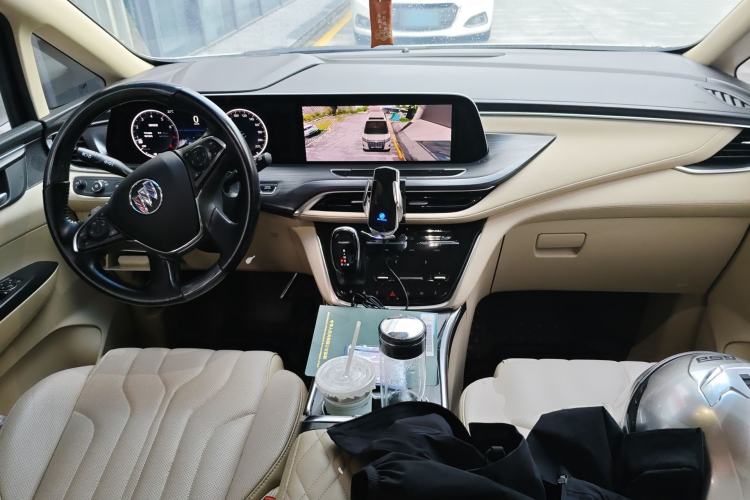 Used Buick GL8 2022 ES Landtrek 653T Luxury Edition Center Console