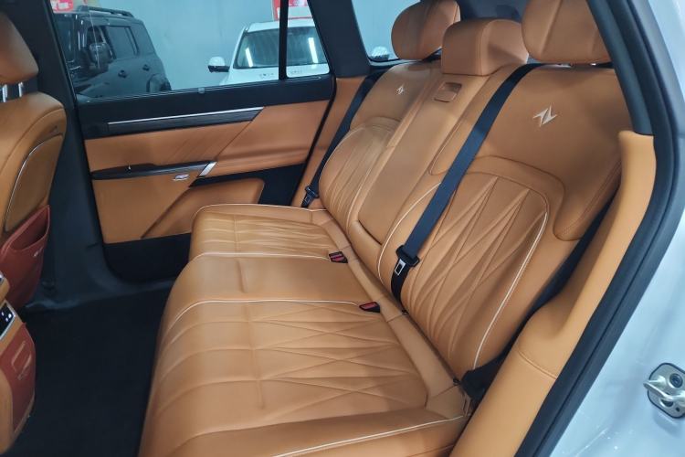 Used Dongfeng eπ eπ008 2025 210 Ultra Range-Extended Version 5 Seats