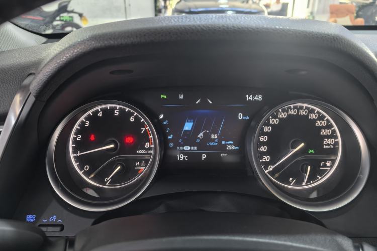 Used Toyota Camry 2021 2.0G Luxury Edition
