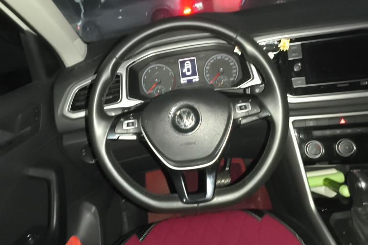 Used Volkswagen T-ROC 2020 230TSI DSG Two-Wheel Drive Advanced Version