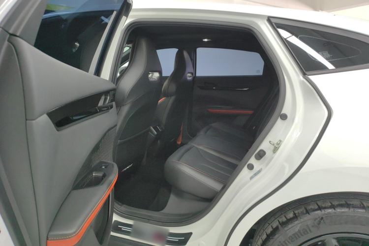 Used Changan UNI-V 2023 1.5T Prestige Model
