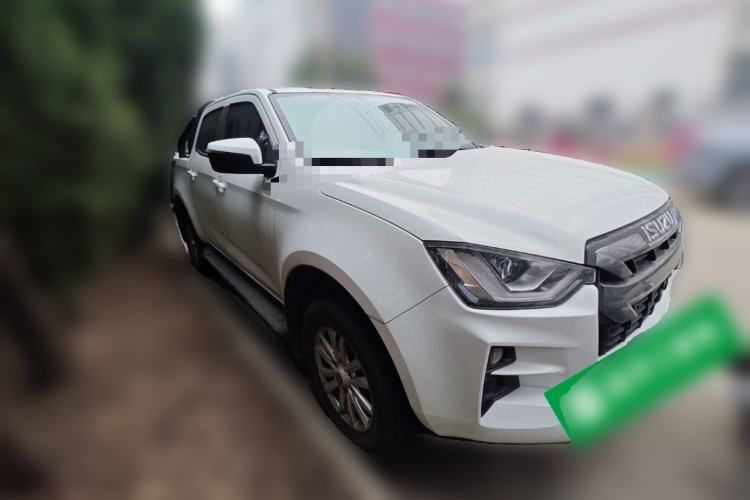 Used Isuzu D-MAX 2023 2.5T Automatic Two-Wheel Drive Diesel Standard Wheelbase Lingdong Edition