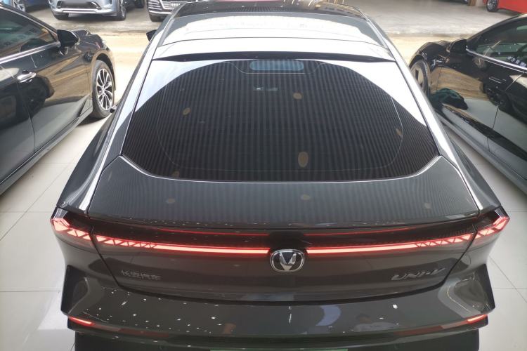 Used CHANGAN UNI-V 2024 1.5T Prestige Edition
