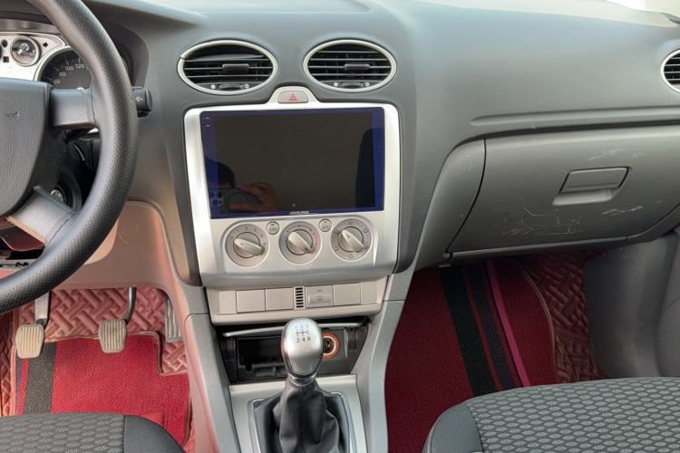 Used Ford Focus 2013 Hatchback Classic 1.8L Manual Base Model