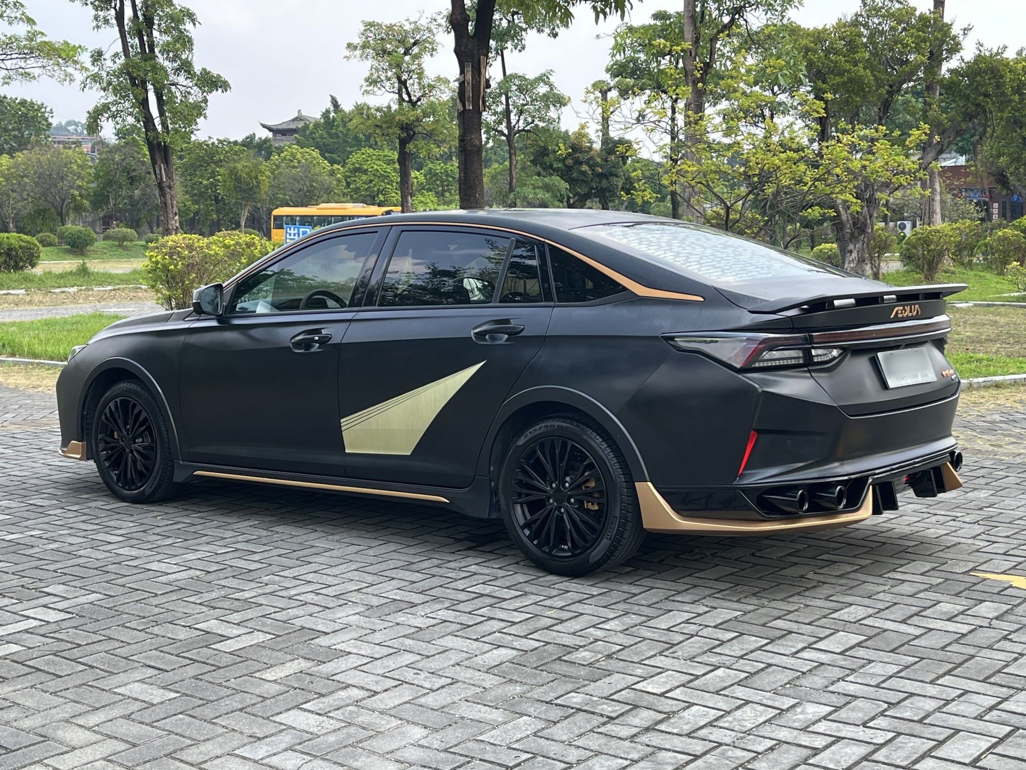 Dongfeng Aeolus Yixuan MAX 2021 1.5T Nightbreak Dawn Edition — снимка 14