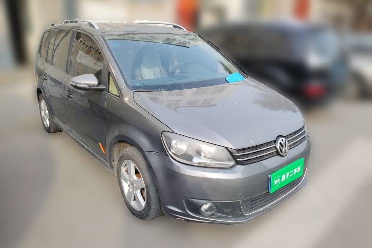 Used Volkswagen Touran 2011 1.4T DSG Zhiya Edition 5 Seats Front Right 45 Deg