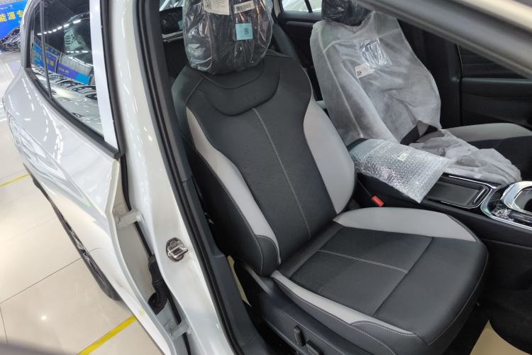 Used Volkswagen ID.4 CROZZ 2025 Pure Edition
