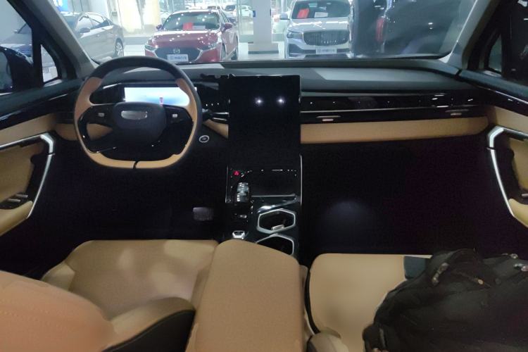 Used Geely Auto FX11 2023 1.5TD DCT Prestige Edition