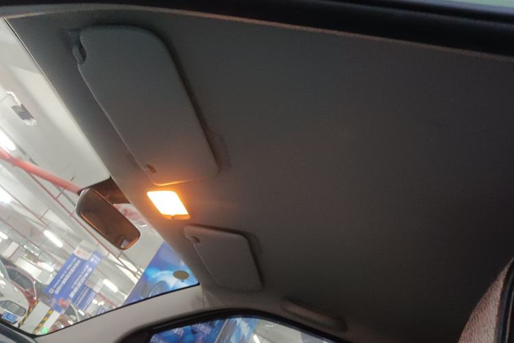 Used Wuling Hongguang MINIEV 2021 Macaron Premium Model – Lithium Iron Phosphate