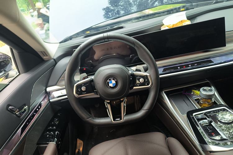 Used BMW 7 Series 2023 740Li Leading Model M Sport Package Steering Wheel
