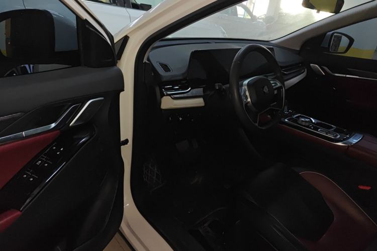 Used SOL QX 2021 300T DCT Luxury Smart Connectivity Version