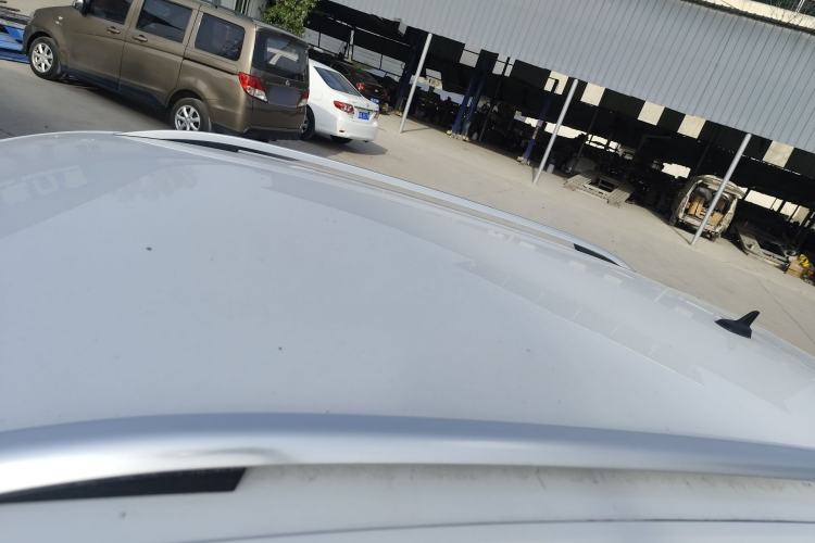 Used Volkswagen T-ROC 2019 230TSI DSG Two-Wheel Drive Fashion Edition China VI Standard Roof