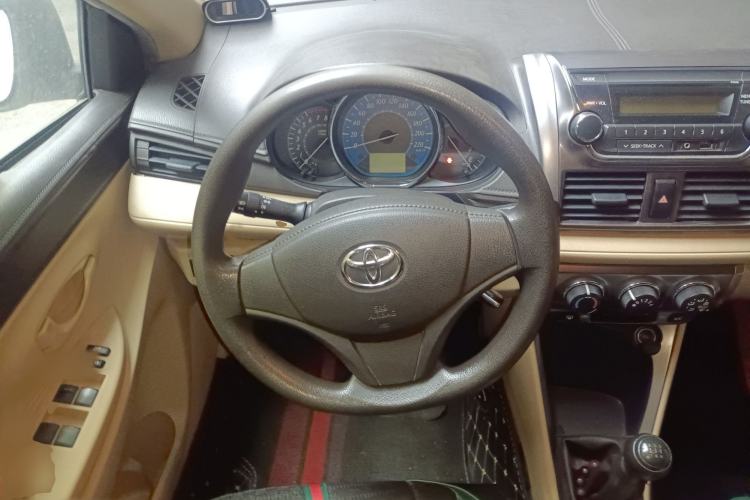 Used Toyota YARiS L Zhi Xuan 2014 1.3E Manual Charm Edition Steering Wheel