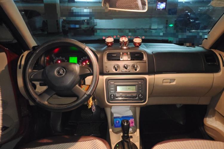 Used Skoda Fabia 2014 1.4L Automatic Crystal Edition