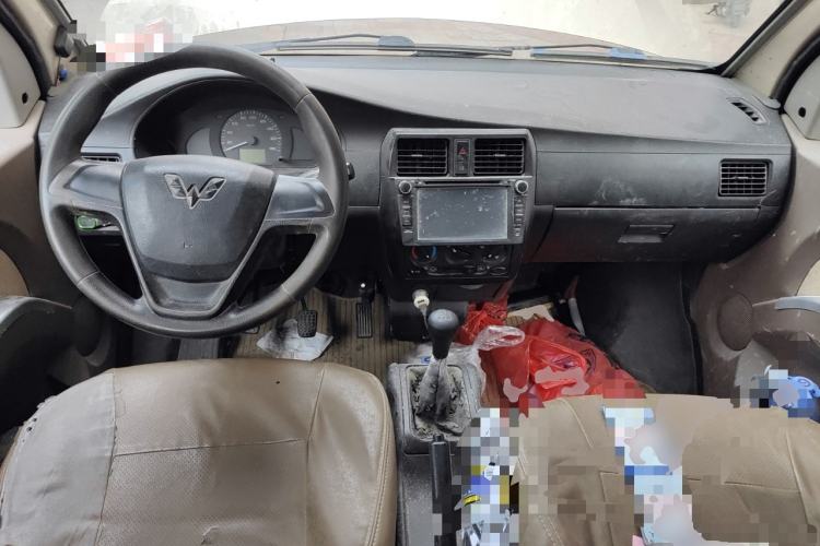 Used Wuling Rongguang 2017 1.5L Extended Basic Version
