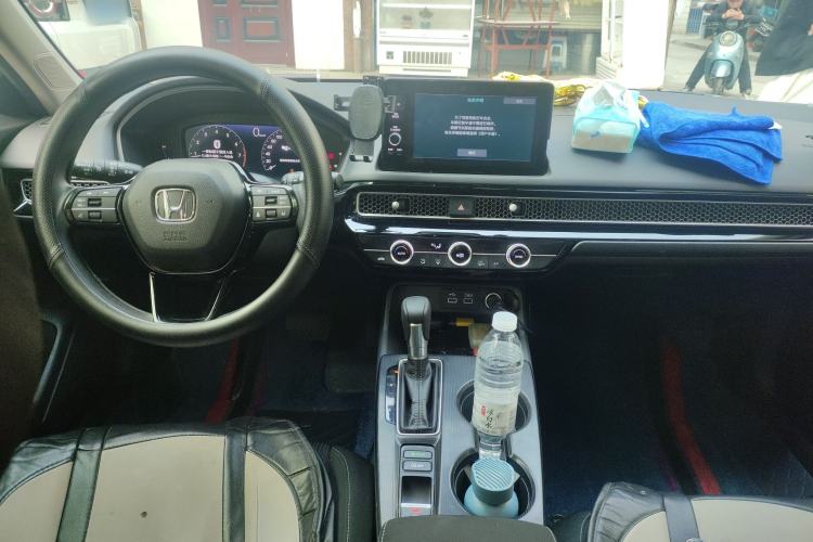 Used Honda Civic 2023 240TURBO CVT Dynamic Edition
