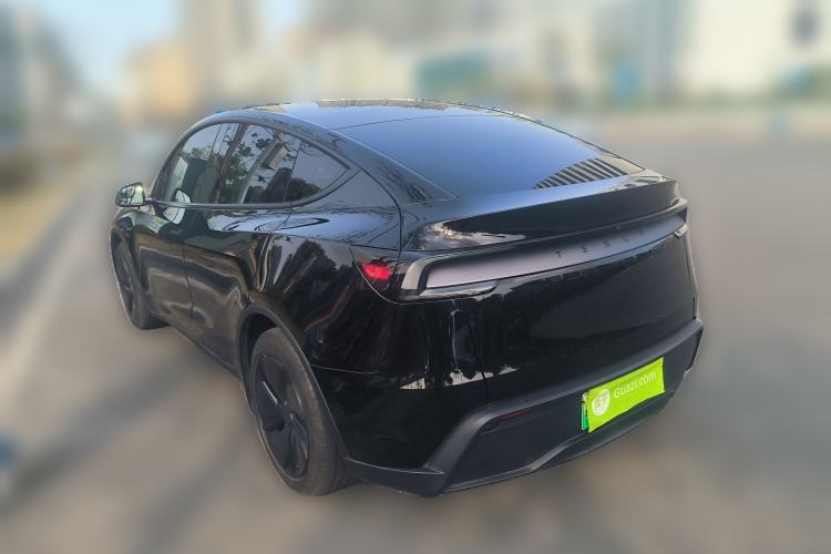 Used Tesla Model Y 2025 Rear-Wheel-Drive Version