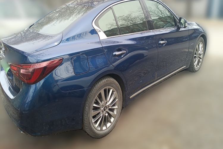 Used Infiniti Q50L 2018 2.0T Enjoyment Edition China V standard Rear Right 45 Deg