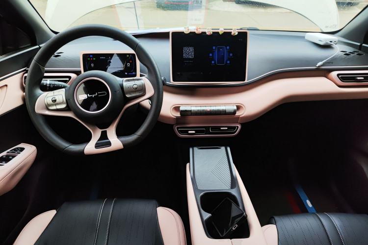 Used BYD Seagull 2024 Honor Edition 305km Dynamic Version Center Console