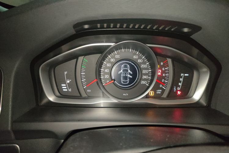 Used Volvo S60 2015 S60L 2.0T Zhiyuan Edition