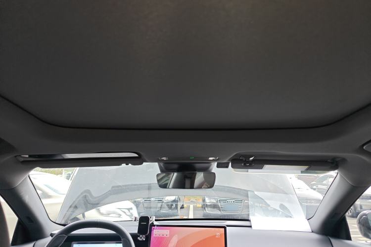 Used Lynk & Co 07 2024 EM-P 126 Long-Range Halo