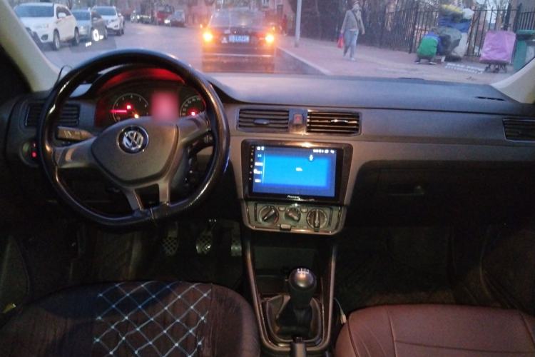 Used Volkswagen Santana 2021 1.5L Manual Fashion Edition Center Console