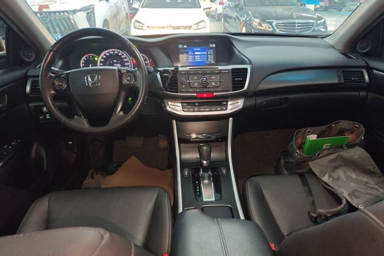 Used Honda Accord 2014 2.0L EX Luxury Edition

