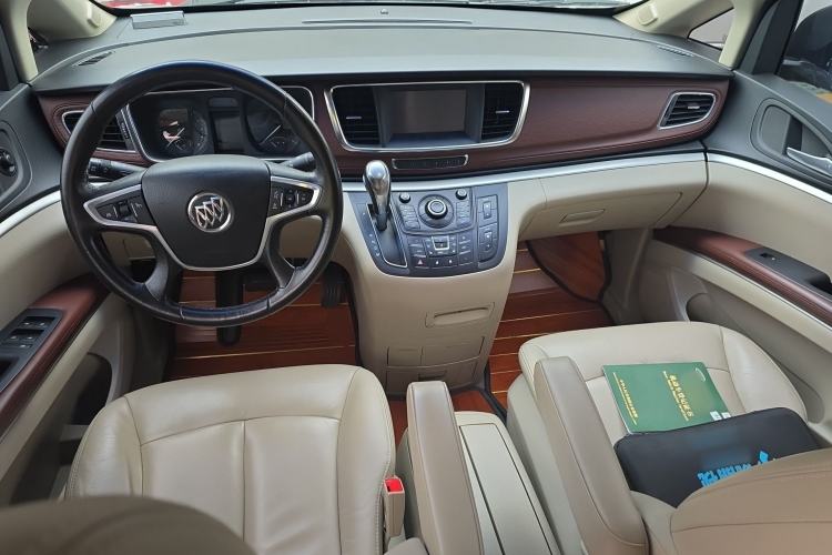 Used Buick GL8 2014 3.0L GT Luxury Business Haoya Edition Center Console