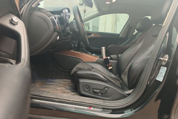 Used Audi A6L 2018 30th Anniversary Edition 30 FSI Style Model
