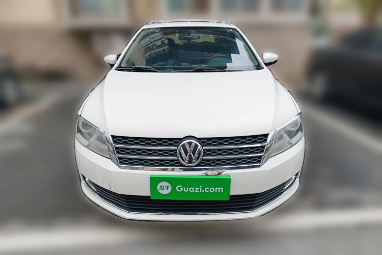 Used Volkswagen Gran Lavida 2014 1.6L Automatic Sport Edition Front