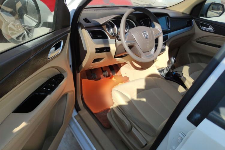 Used Baojun 730 2019 1.5L Manual Value Edition 7 Seats China VI Emission Standard