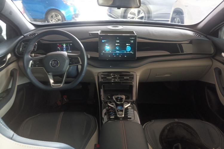Used BYD Qin PLUS 2021 DM-i 55KM Prestige Model
