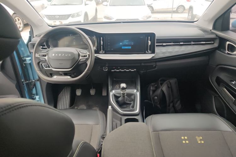 Used Baojun RM-5 2019 1.5T Manual Elite Version with 24-Hour Online Service 6 Seats
