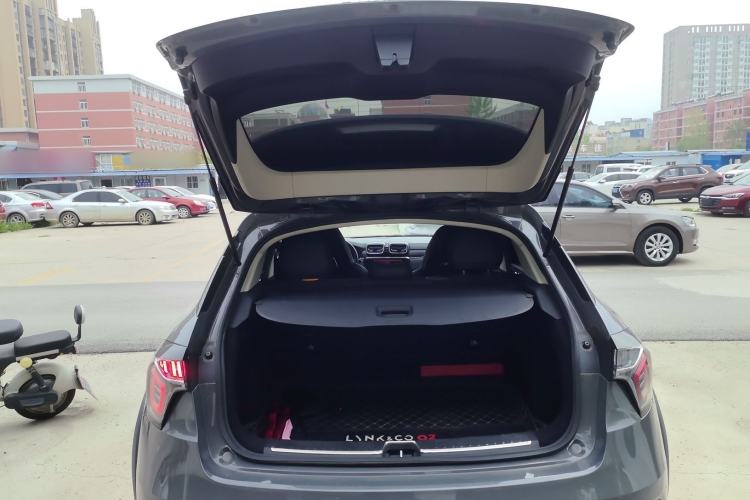 Used Lynk & Co 02 2019 1.5T DCT Two-Wheel Drive Pro Edition China VI Standard Trunk