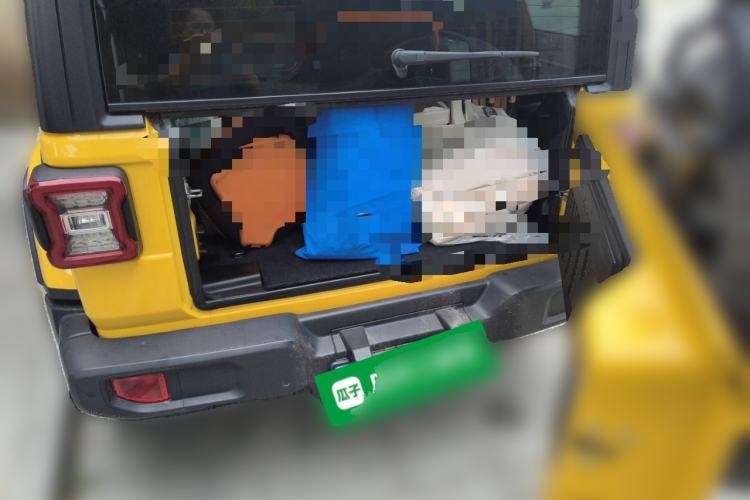 Used Jeep Wrangler 2019 2.0T Sahara Four-Door Version China VI Emission Standard
