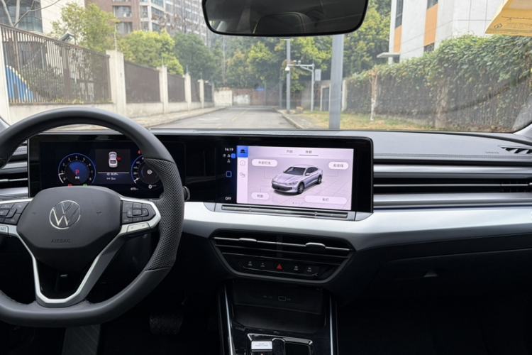 Used Volkswagen Lamando 2025 Lavida L 280TSI DSG Cool & Spicy Edition
