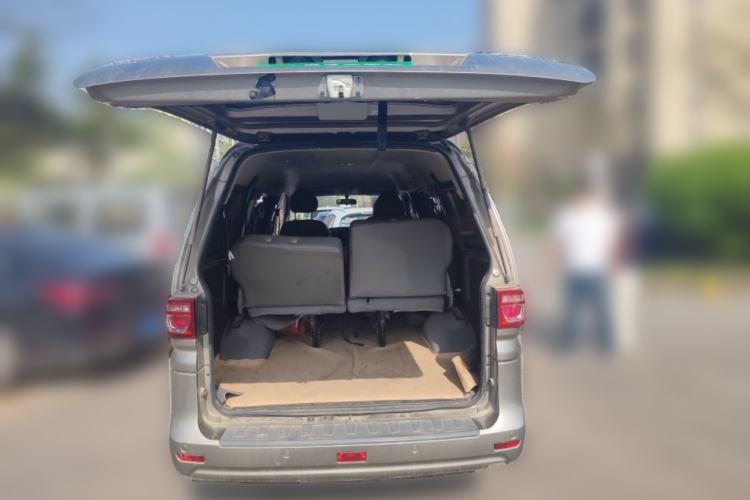 Used FORTHING Lingzhi 2020 M5L 1.6L Base Model 7 Seats
