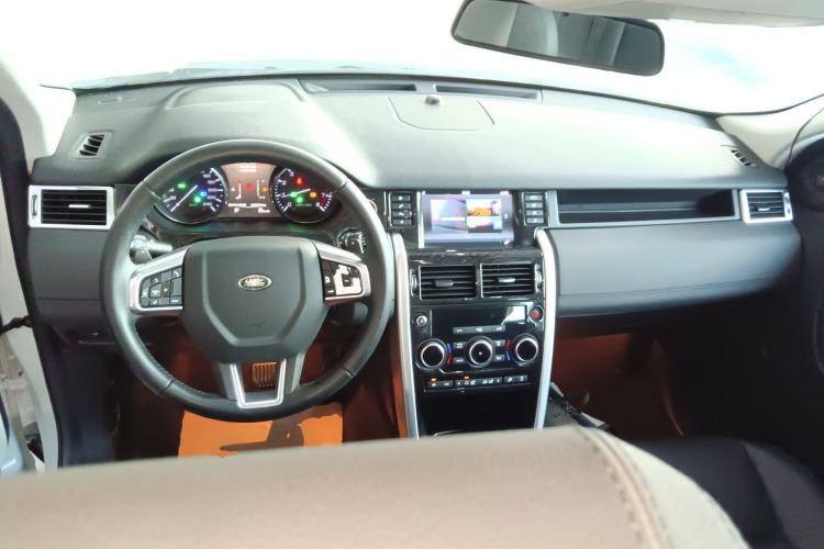 Used Land Rover Discovery Sport 2016 2.0T SE
