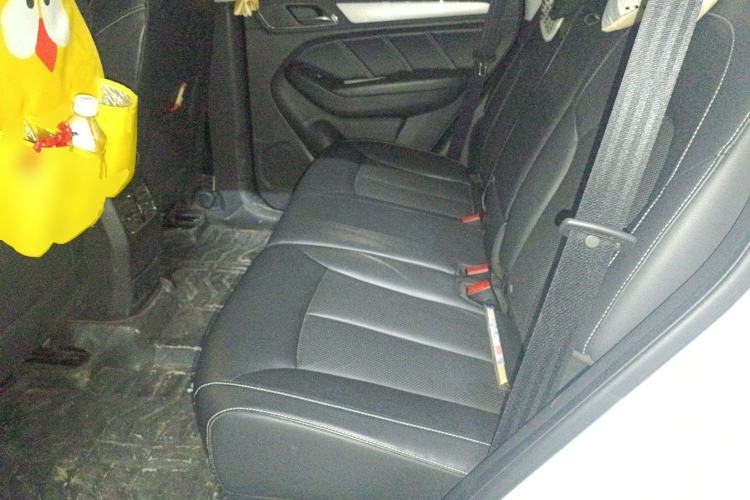 Used Roewe RX5 2018 20T Two-Wheel Drive Automatic Internet Smart Edition
