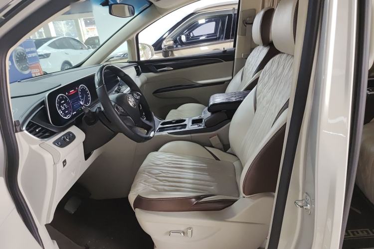 Used Buick GL8 2021 ES Landtrek 653T Comfort Edition
