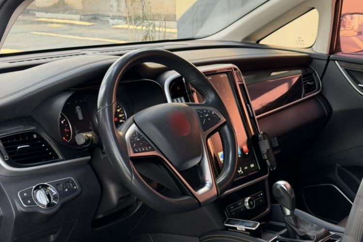 Used BYD Song MAX 2017 1.5T Automatic Smart Connect Luxury 7-Seater